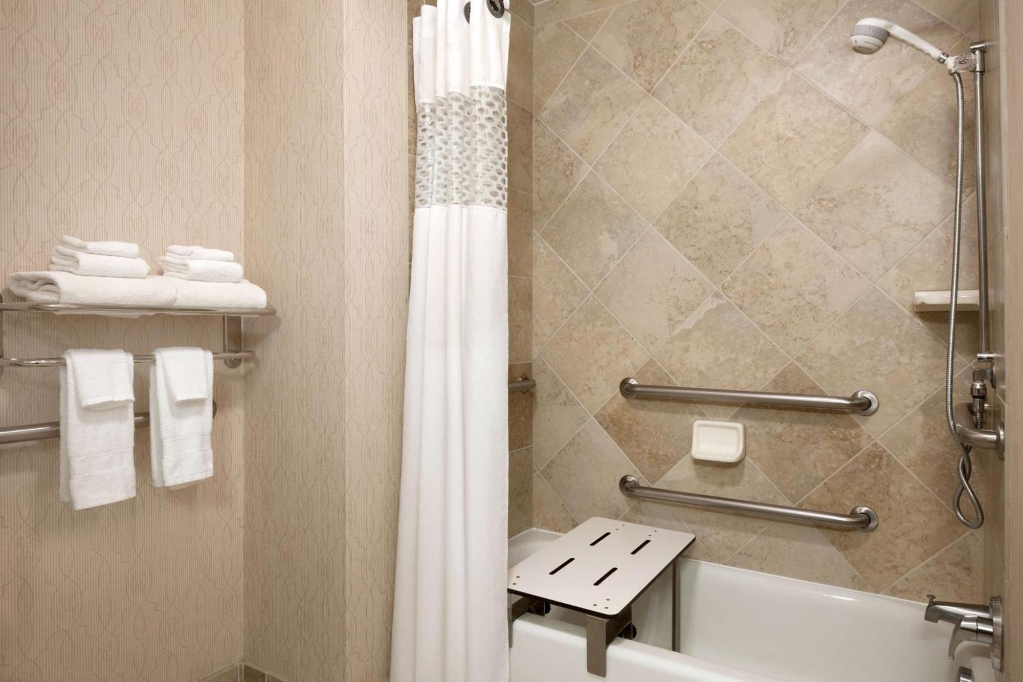 סטרלינג Hampton Inn & Suites Washington-Dulles International Airport מראה חיצוני תמונה