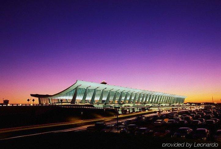 סטרלינג Hampton Inn & Suites Washington-Dulles International Airport מראה חיצוני תמונה